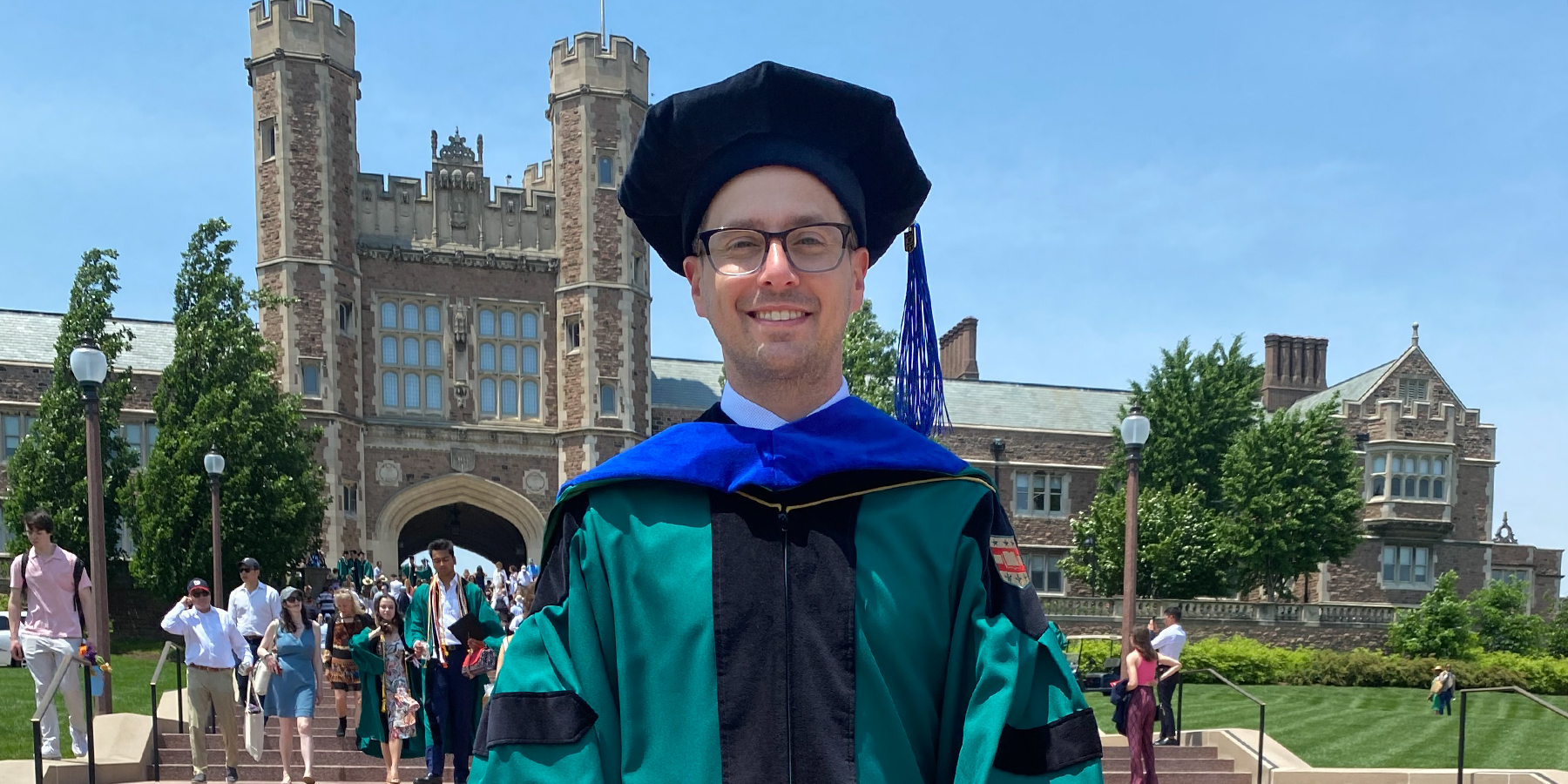 Foell_Grad_1-Web-Blog